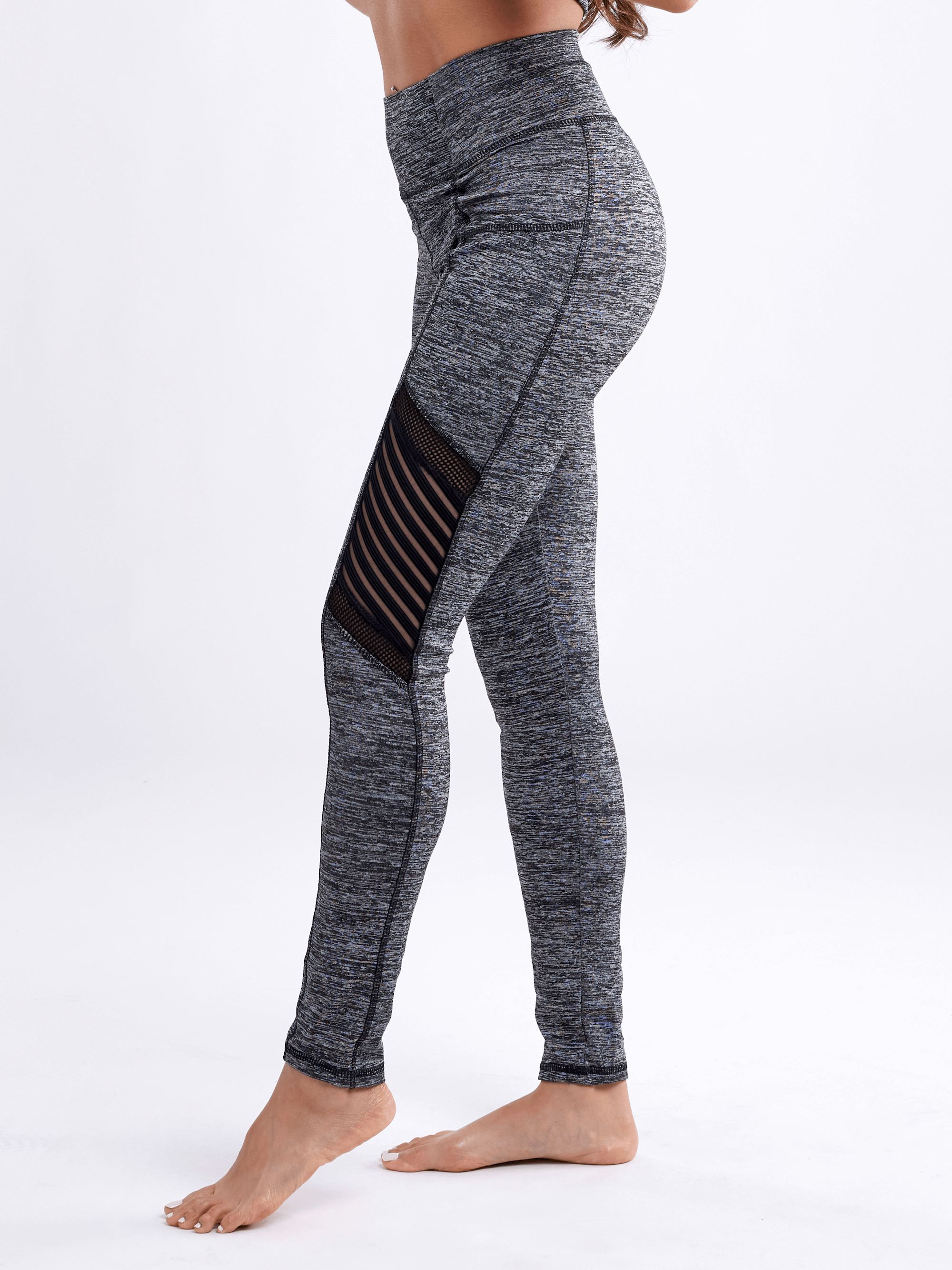 High-waisted Pilates Leggings With Side Pockets & Mesh Panels