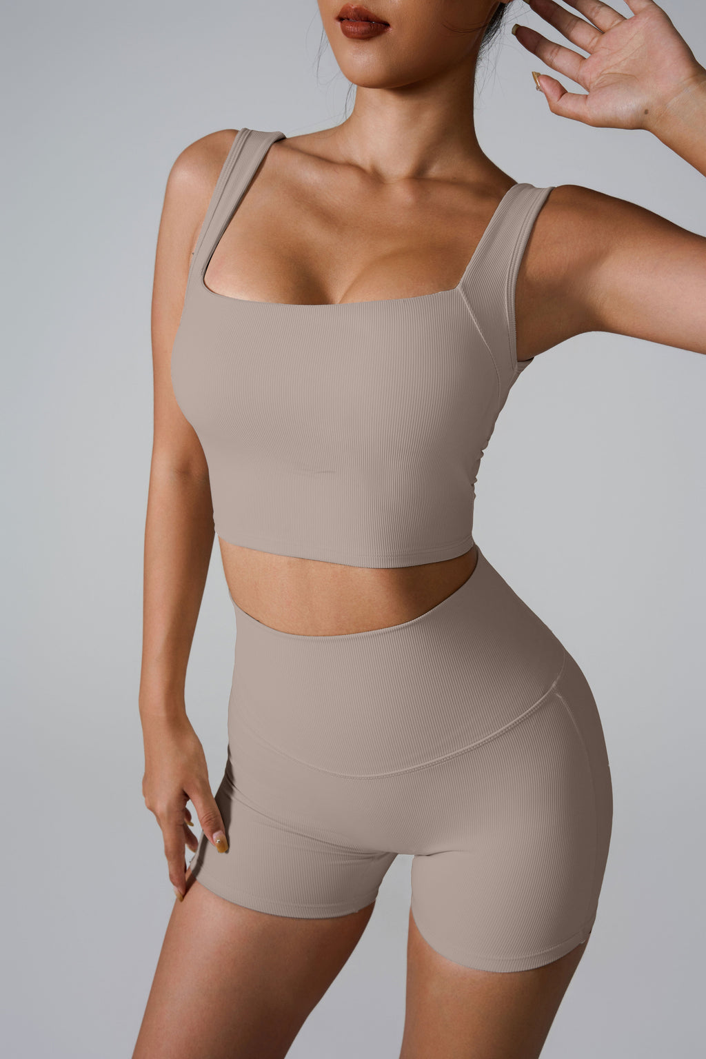 Hollow-Back Shockproof Sports Bra-1