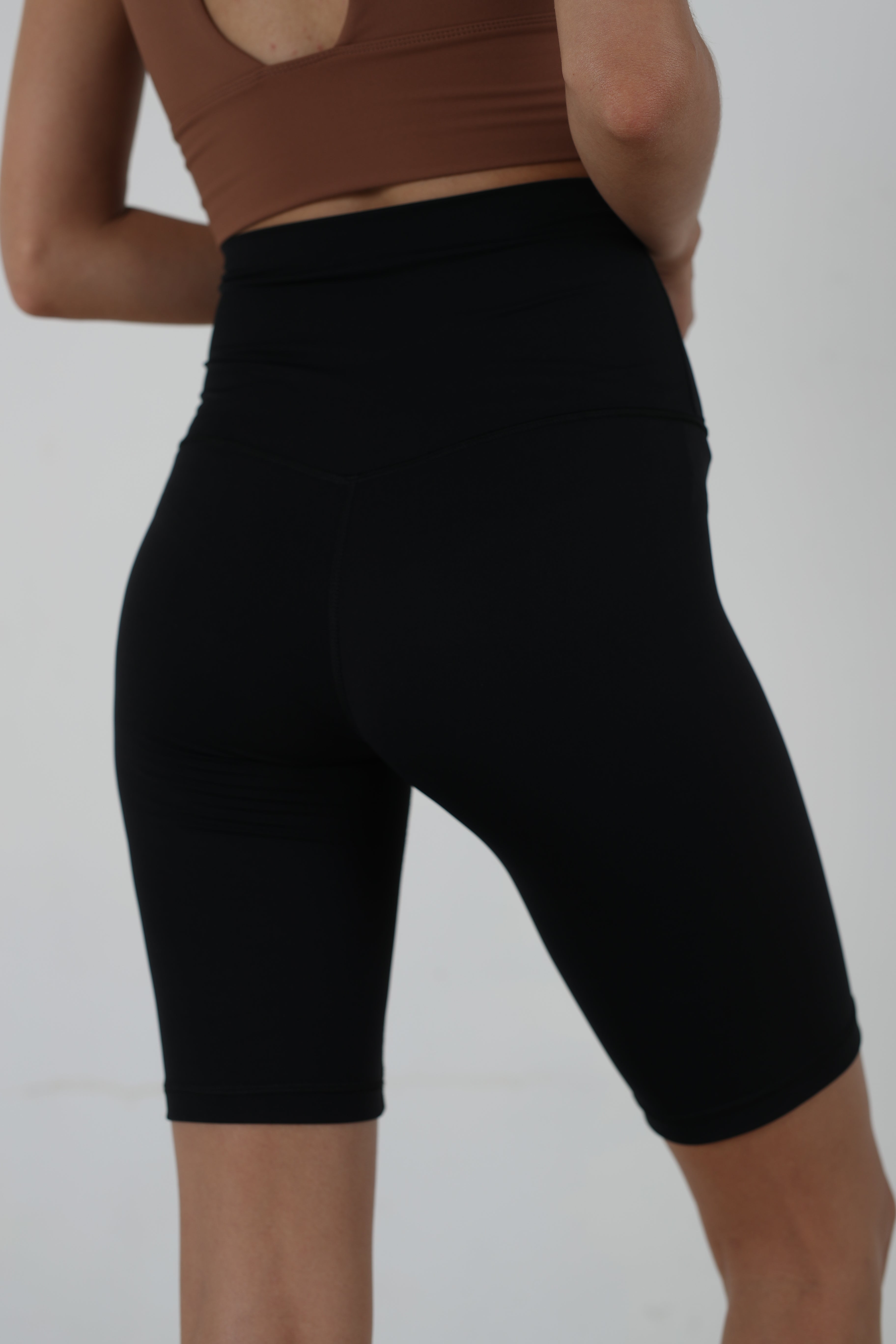 Classic High Waist Seamless Bike Shorts-3