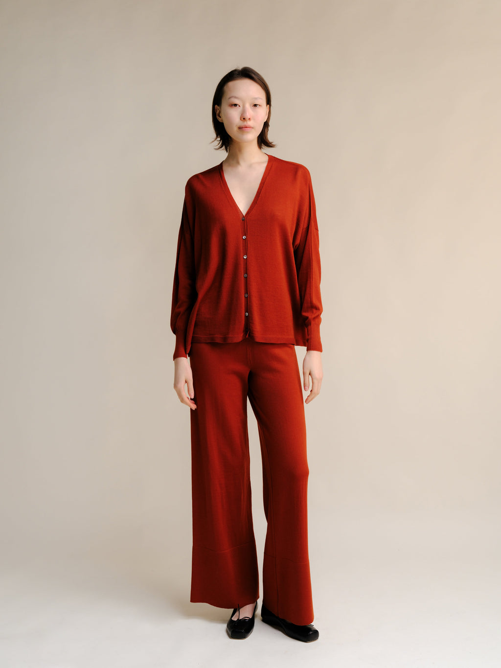 Extra Fine Merino Wool Oversized V-Neck Cardigan (3D-Knit)