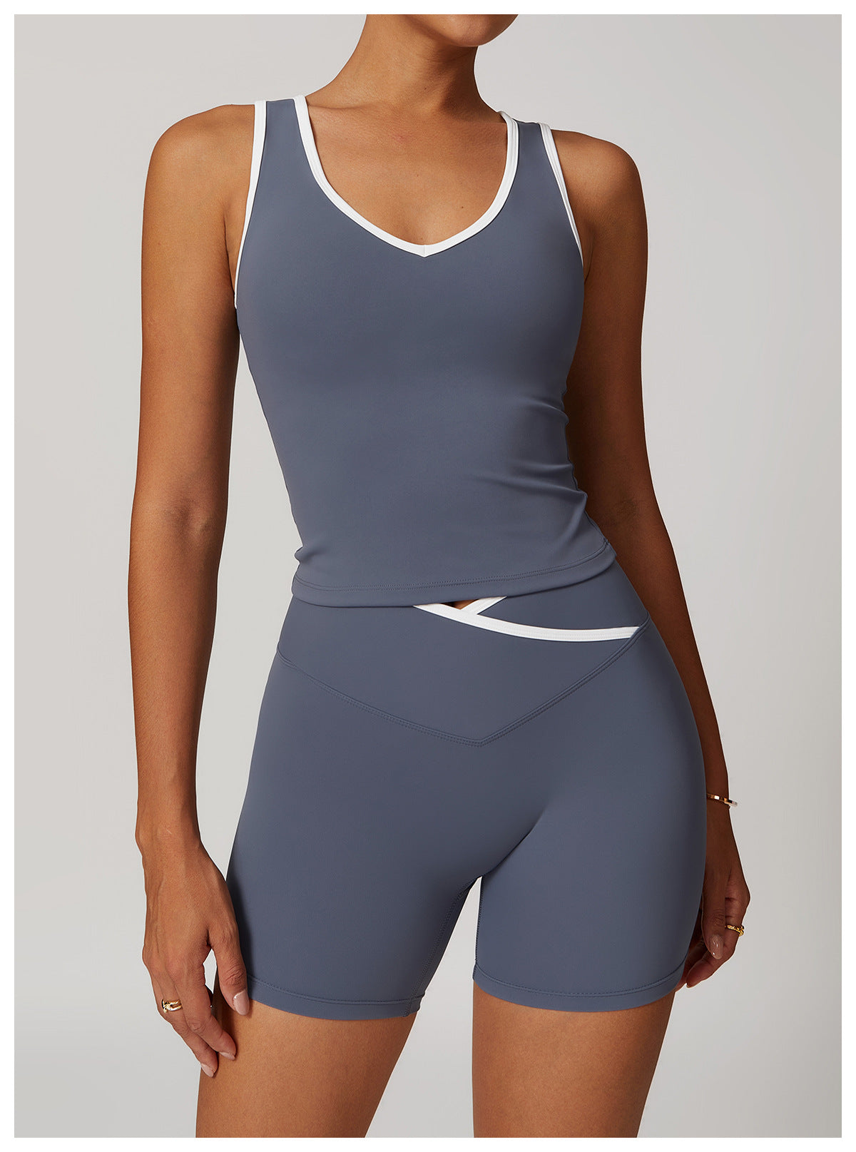 Colorblock Barely-There Tank-4