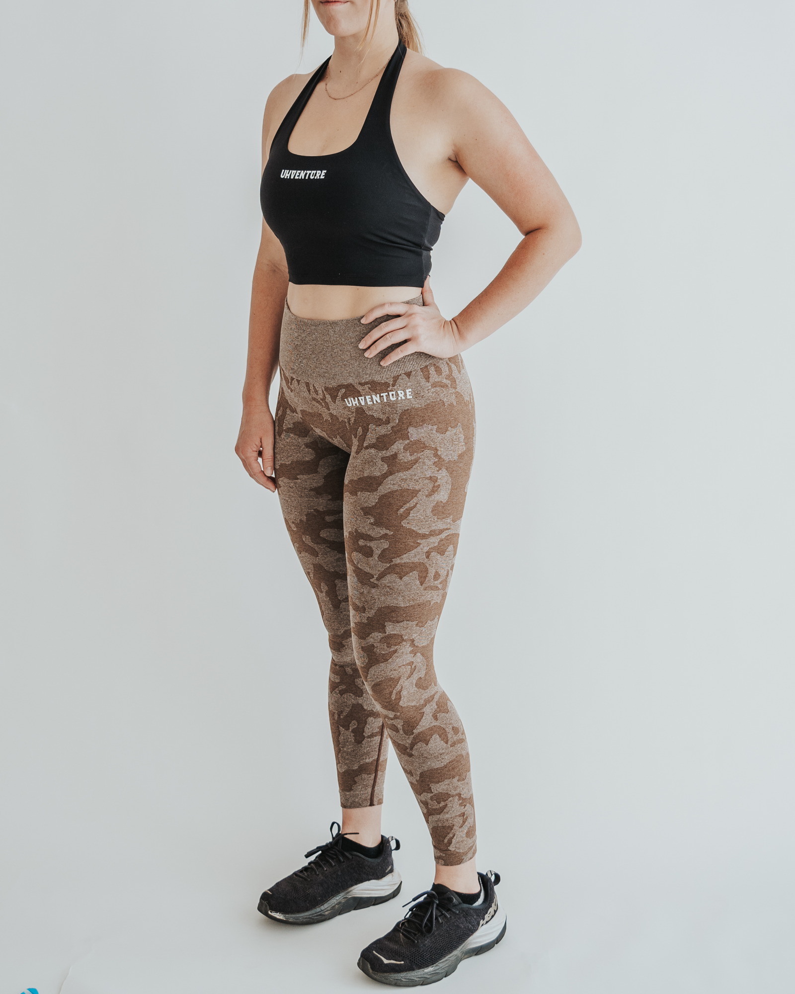Halter-Neck Active Sports Bra