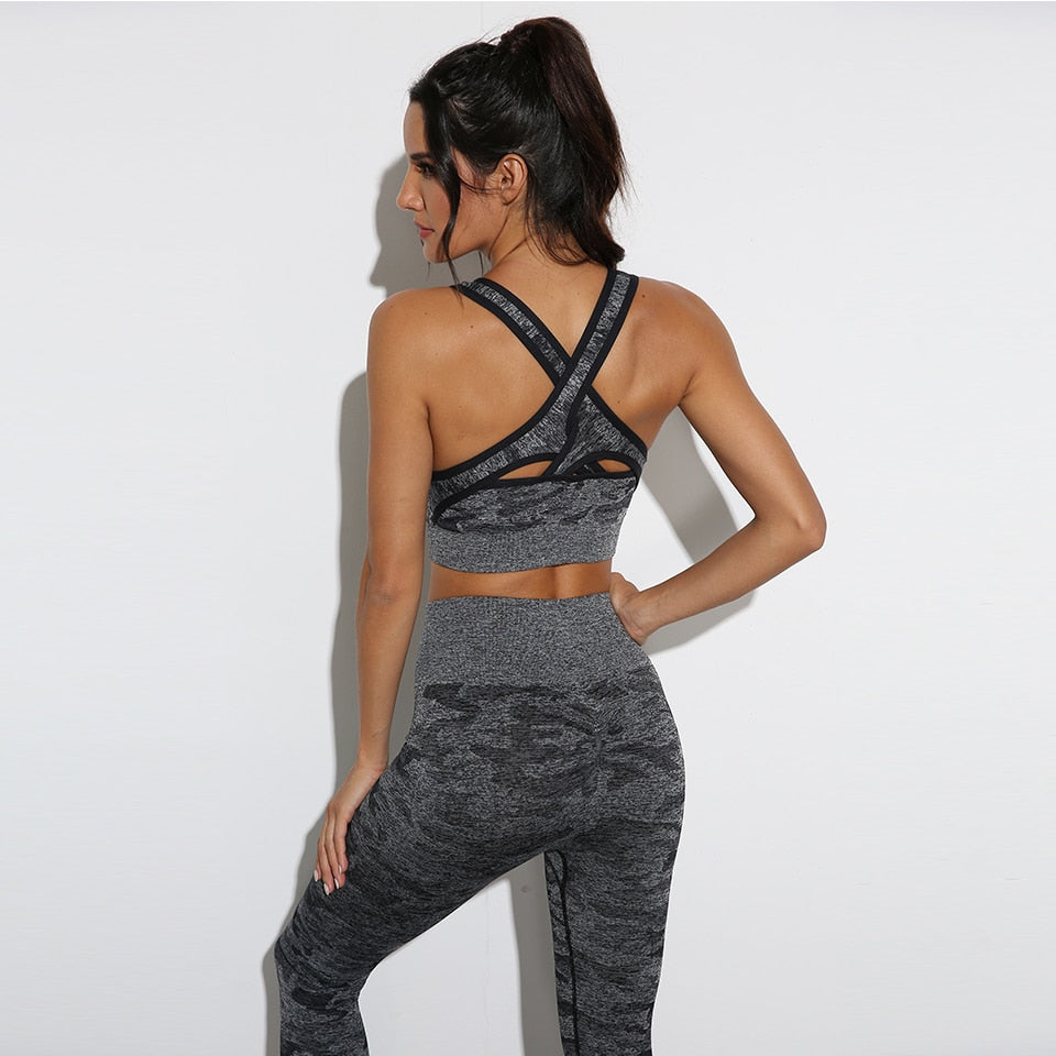 Seamless 3-Piece Yoga Set