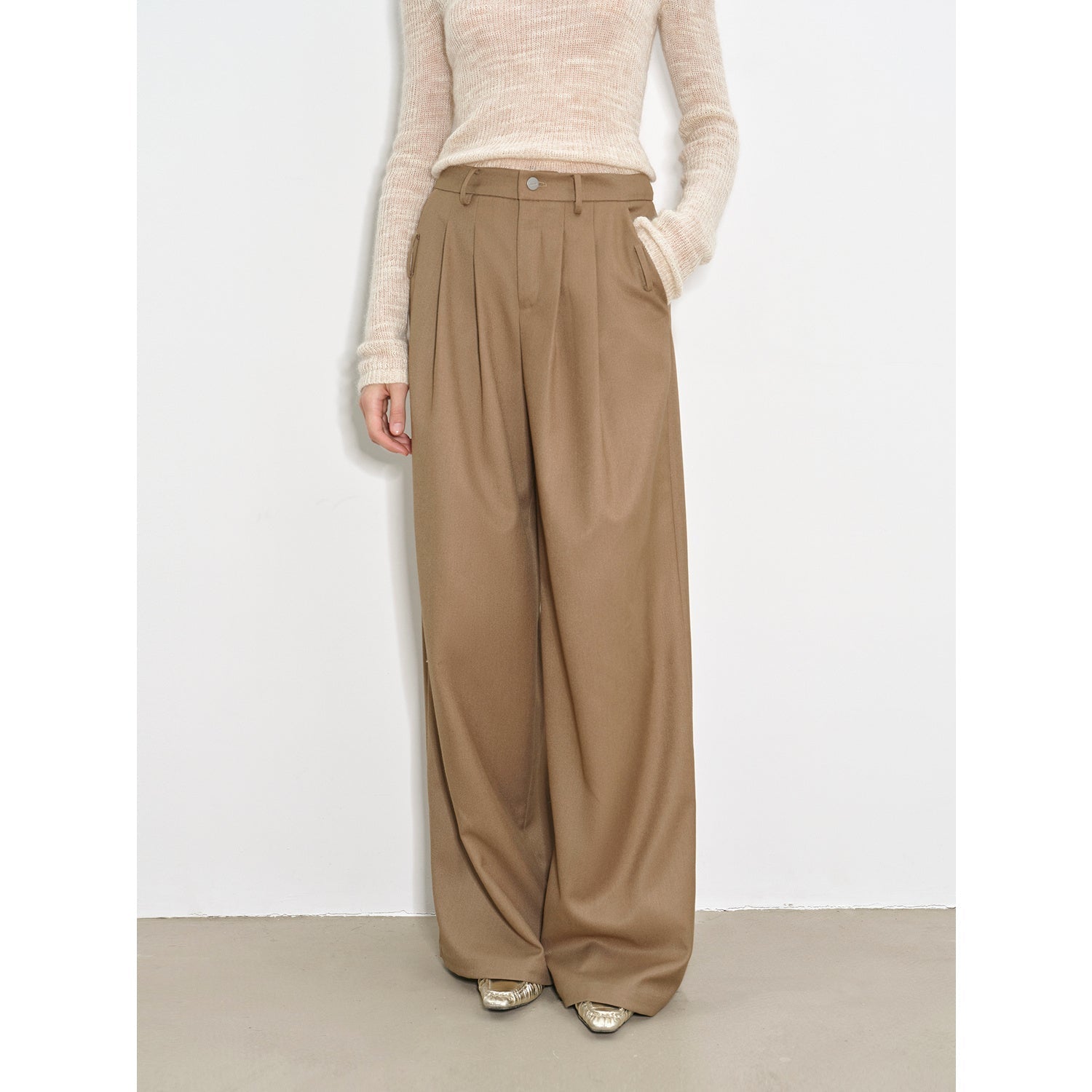 Fashionable Drapey Single Pleat Skinny Wide-leg Mid-low Waist Casual Pants for Women